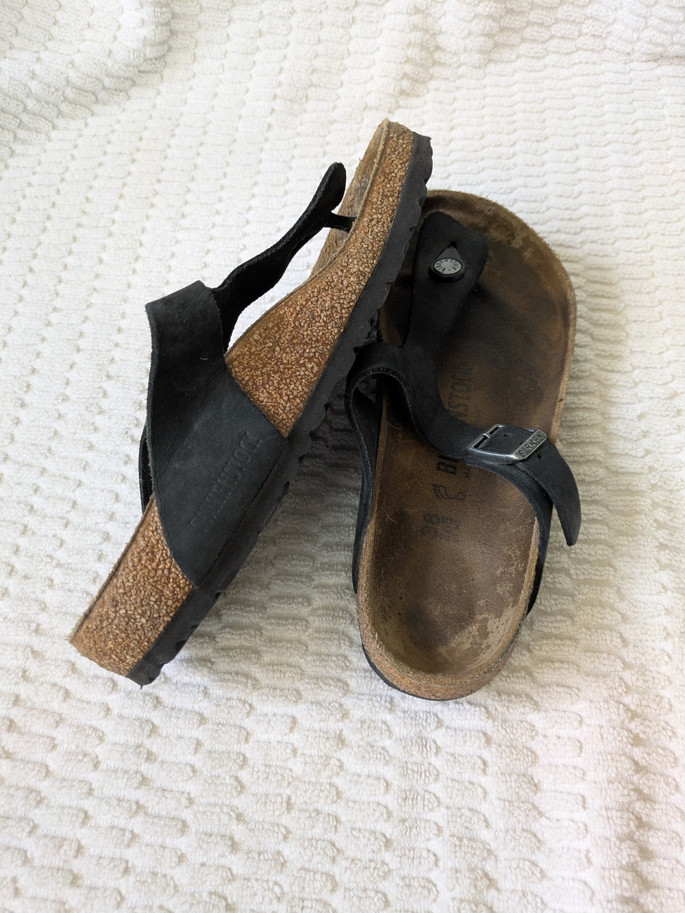 Birkenstock Gizeh Black Oiled Leather Sandals – EU 38 / US Women's 7–7.5